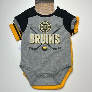 Brand new Boston Bruins 3/6 months